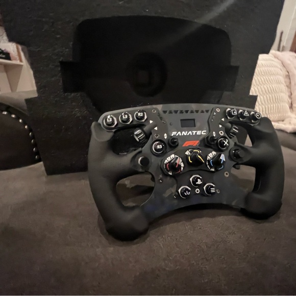 Black Racing Wheel Controller - Picture 3 of 5